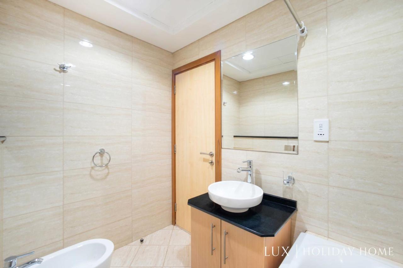 Lux The Marina Ocean View Suite 1 Dubai Dış mekan fotoğraf